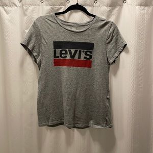 Size M Grey LEVI’S shirt